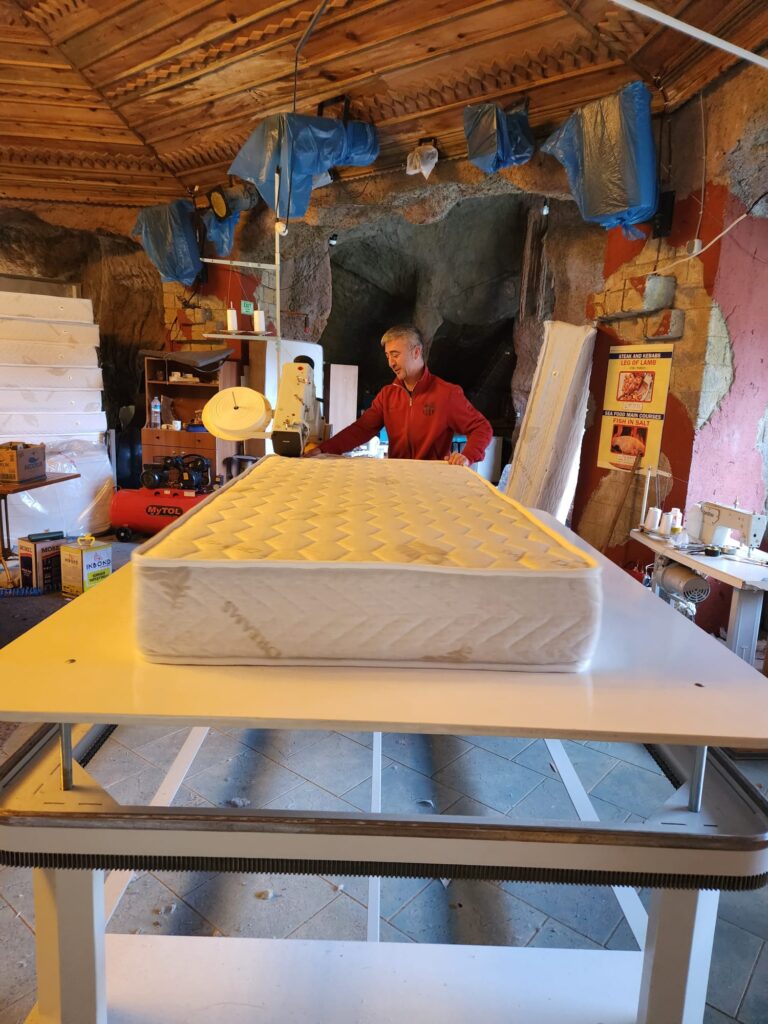 1145ea19-3bfc-4cde-a7f5-56f070394035