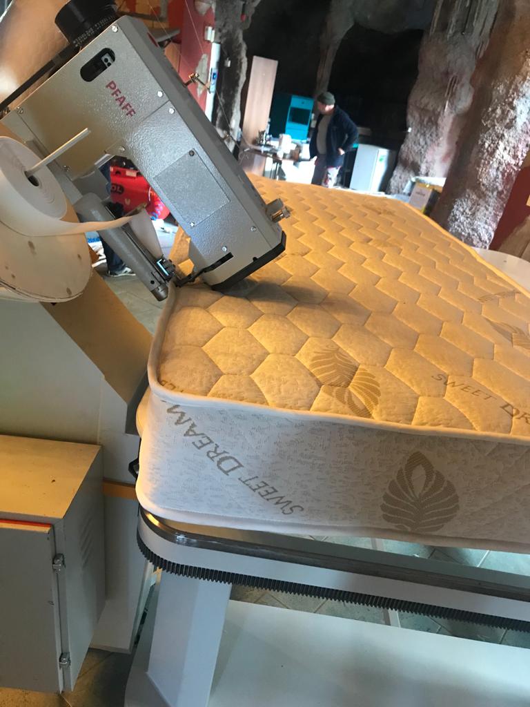 e6579078-b25f-4c93-b545-d33a22675627